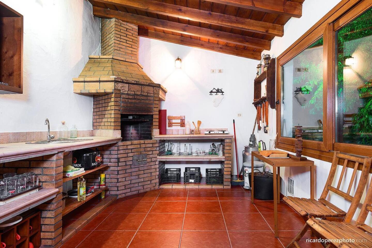 Las Casas Del Abuelito Julian & La Abuela Leonor Исора Экстерьер фото