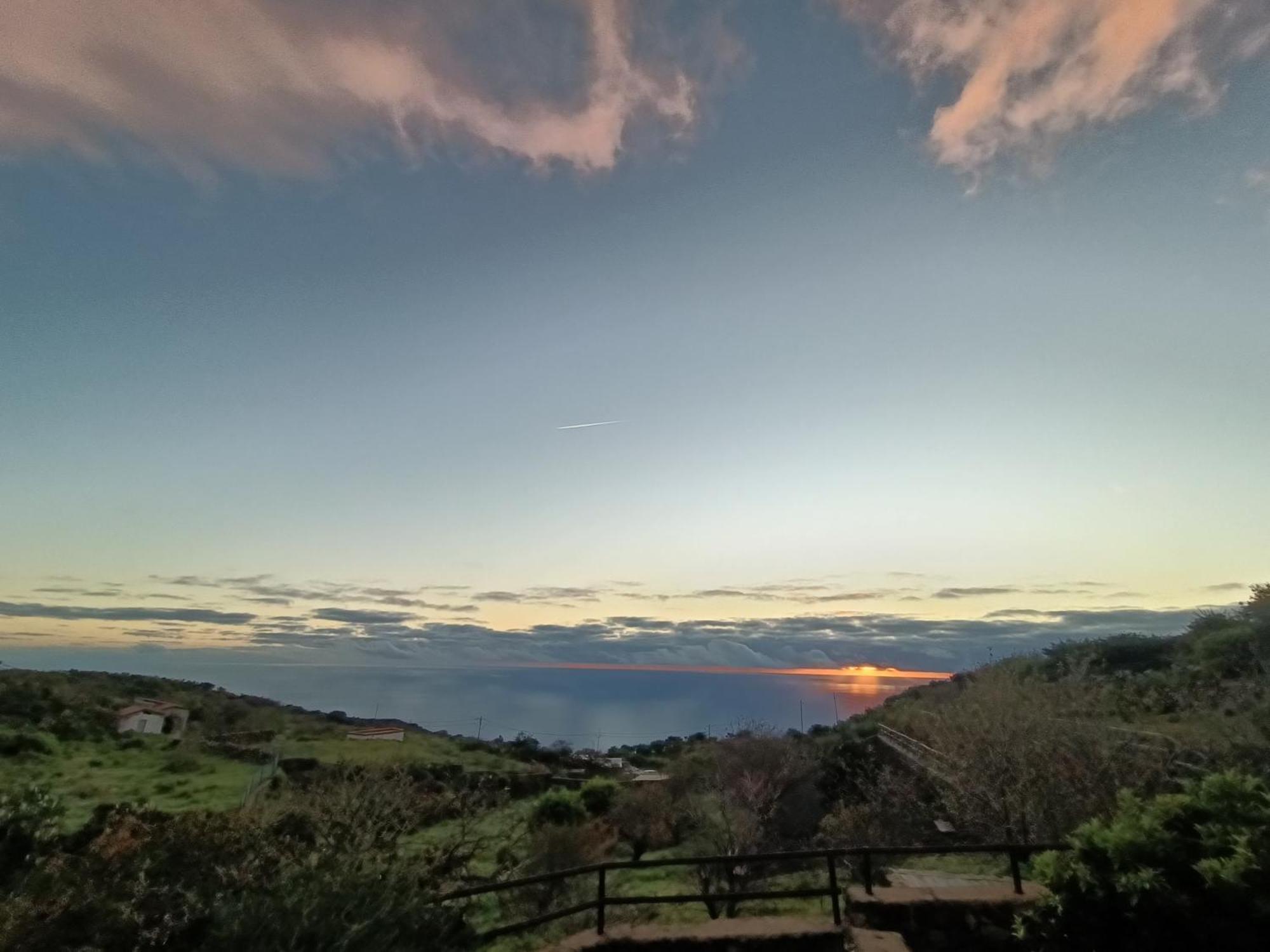 Las Casas Del Abuelito Julian & La Abuela Leonor Исора Экстерьер фото
